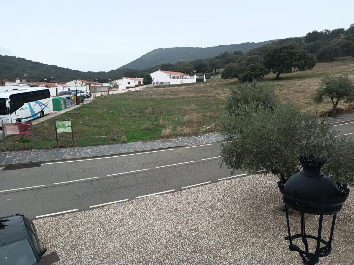 El Corralon De Severo Hinojales Esterno foto